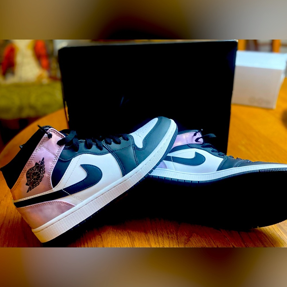 Women’s size 9.5 Jordans